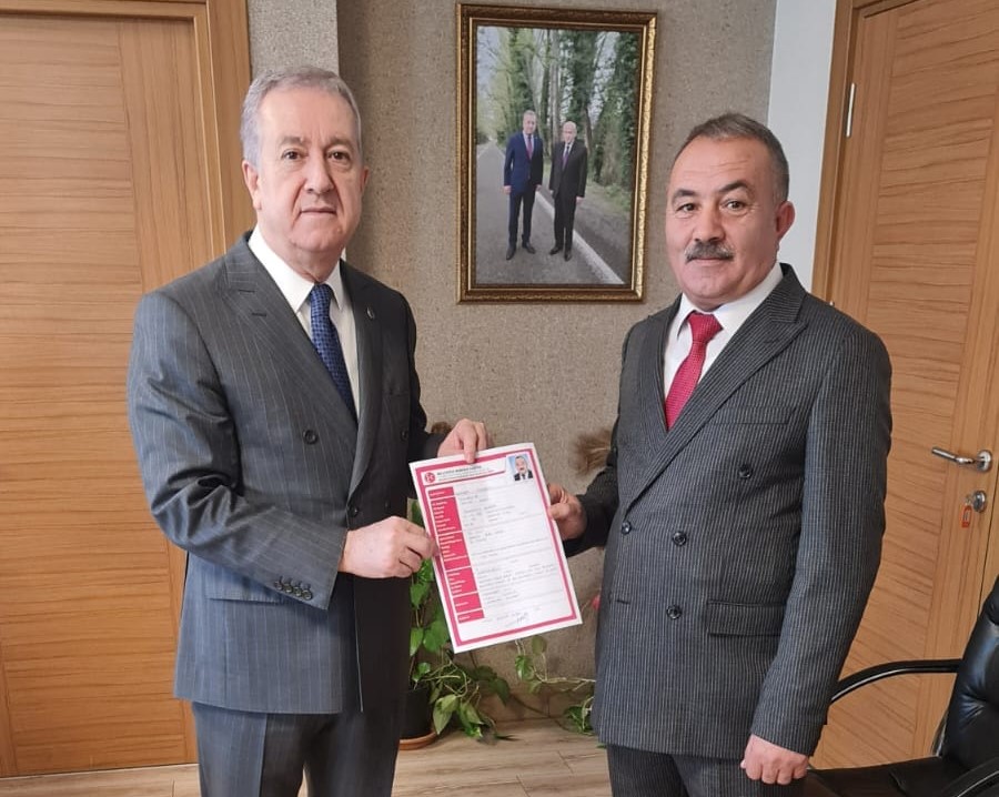 Şeref Dinç’te Belediye Başkanlığı Aday Adaylığını Yaptı