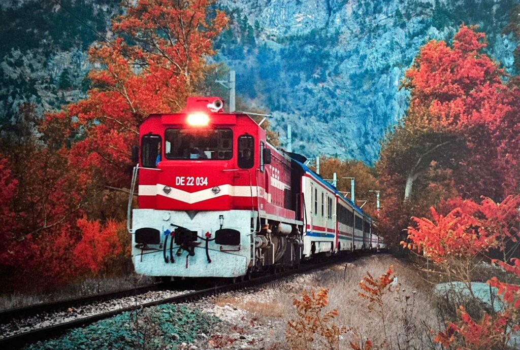 Turizm Treni İlk Seferini Pozantı’ya Yapacak
