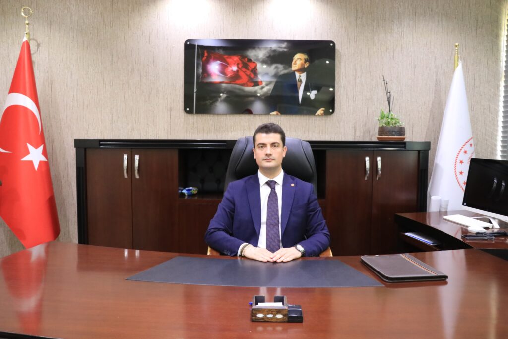 Pozantı’nın Yeni Kaymakamı Ekrem Güdek Görevine Başladı