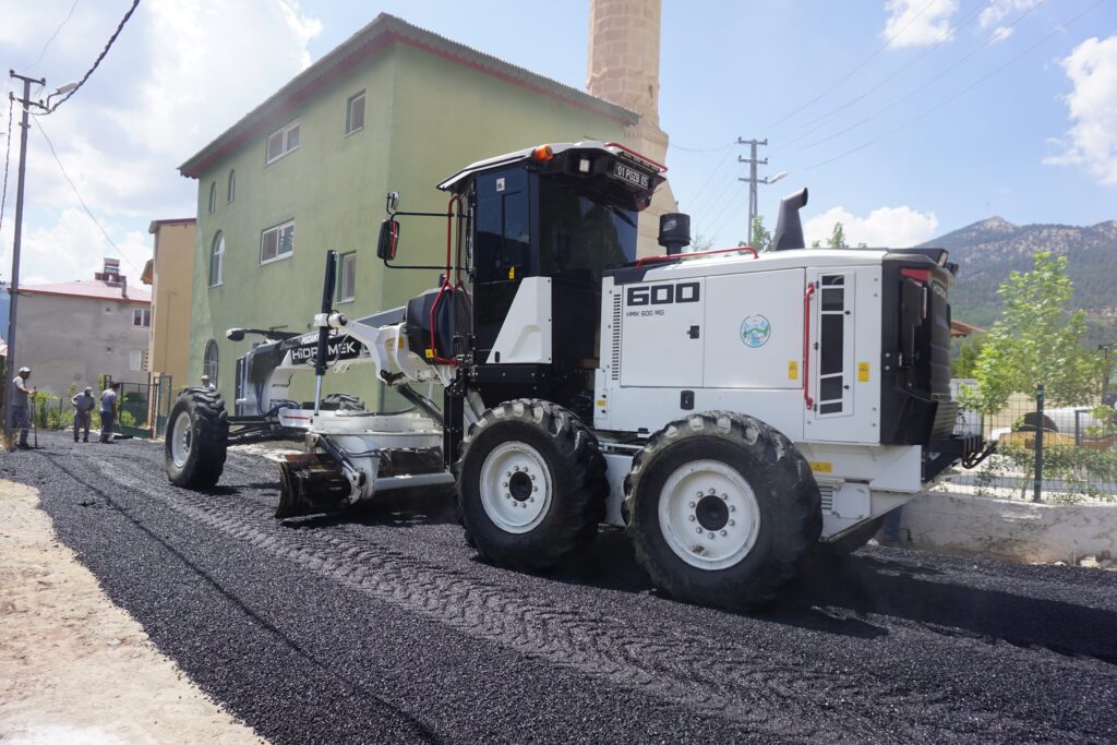 Boğaz Mahalleleri Sıcak Asfaltla Buluşuyor