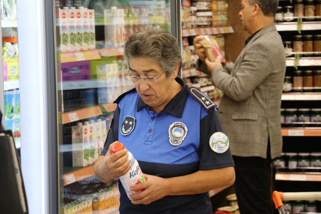 Pozantı Zabıtasından Ruhsat ve Fırın Denetimi