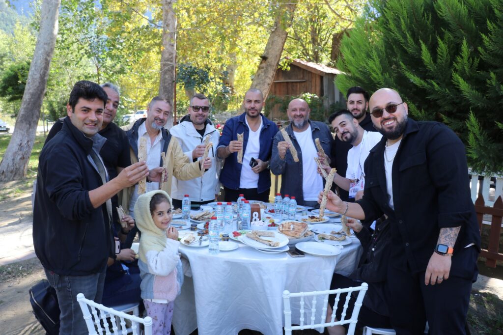 Lezzet Festivalinin En Önemli Etkinliği; Pozantı Kahvaltısı