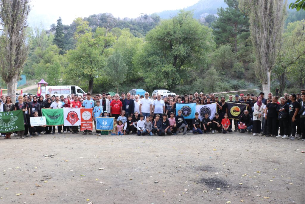 Pozantı’da “Geleneksel Türk Okçuluğu Belemedik Kupası” Düzenlendi