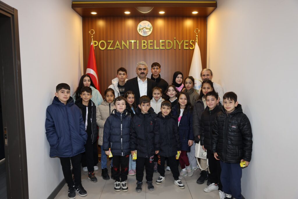 Pozantılı Karateciler, Başkan Ali Avan’ı Ziyaret Etti