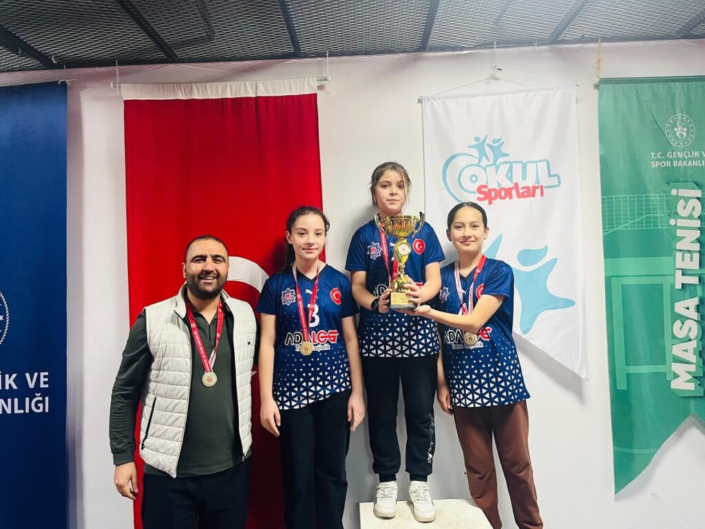 Pozantılı Sporcu Gençler Masa Tenisinde de Birinci Oldu