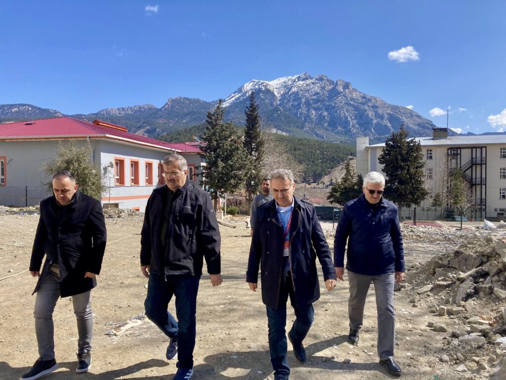 İl Milli Eğitim Müdürü Tevke’den Pozantı’ya Ziyaret