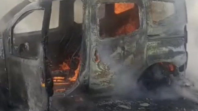 Pozantı Otoyolunda Hafif Ticari Araç Yangını