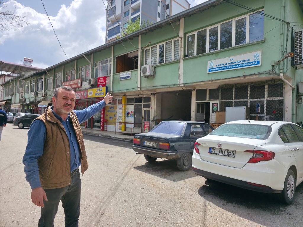 Hal Binası Esnafı Yıkım Öncesi İş Yerlerini Boşaltıyor