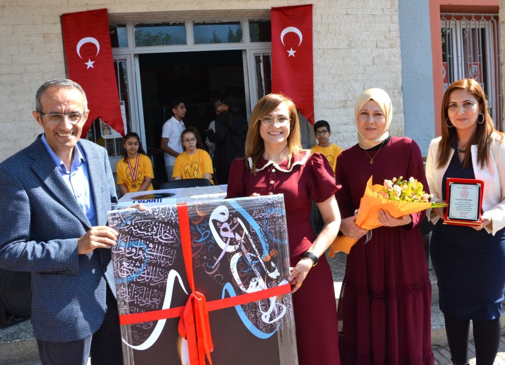 Şehit Sefa İzbudak Ortaokulu İdarecilerinden Anlamlı Etkinlik