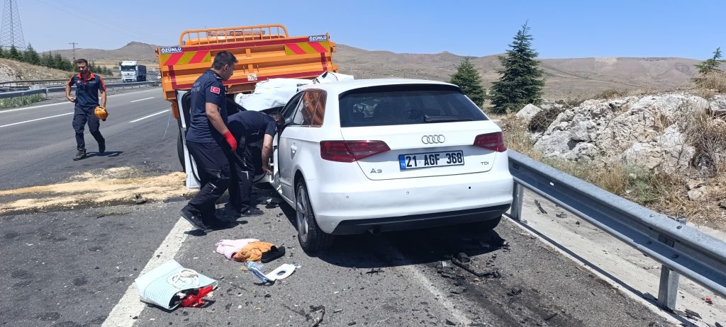 Niğde – Pozantı Otoyolu’nda Kaza 2’si Ağır 6 Yaralı