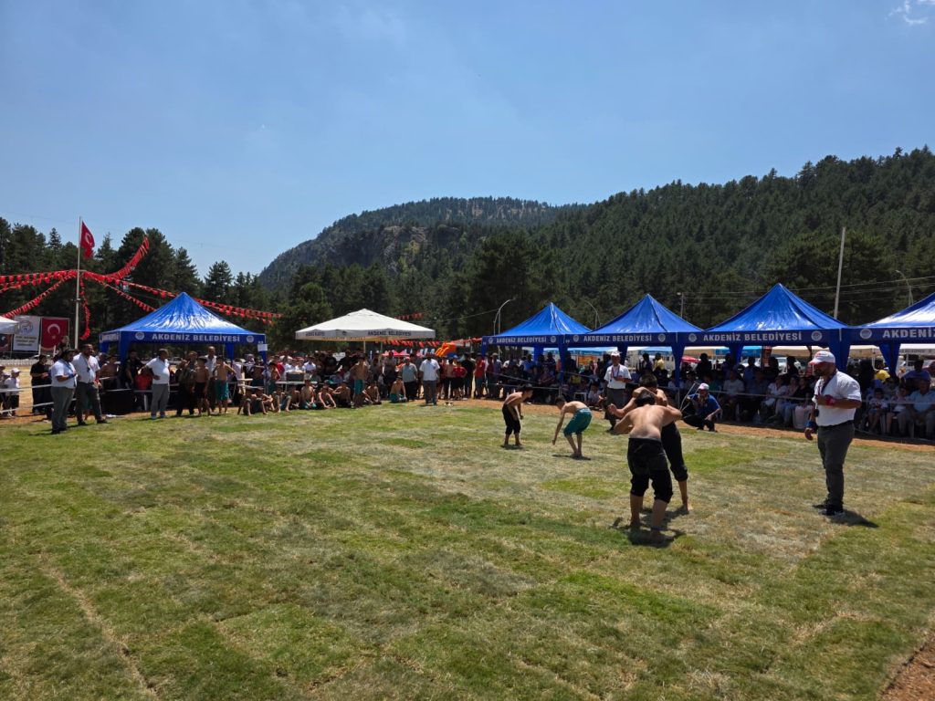 Karboğazı’nda Gerçekleştirilen Özel Bahşiş Yörükleri Derneği 2. Töre Şenliği Coşkuyla Kutlandı