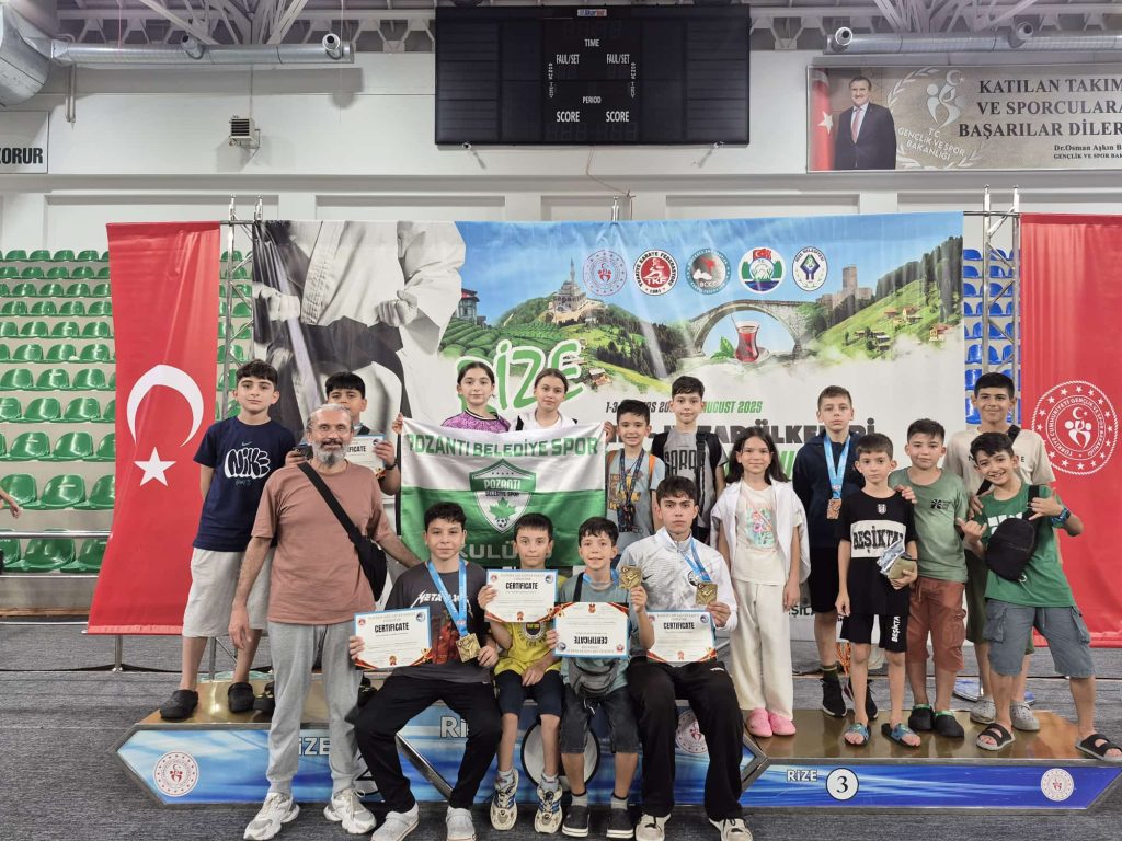 Pozantı Belediye Spor Karate Kulübü Rize’de Tarih Yazdı