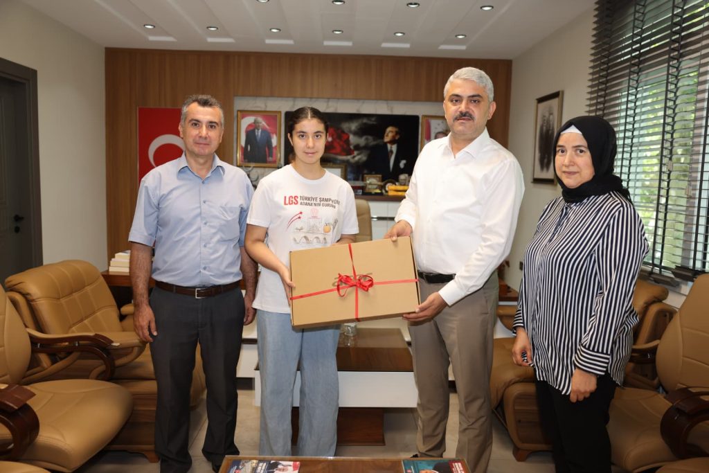 Pozantı’nın Gururu Şeyma Ece Alptekin’e Başkan Avan’dan Özel Tebrik