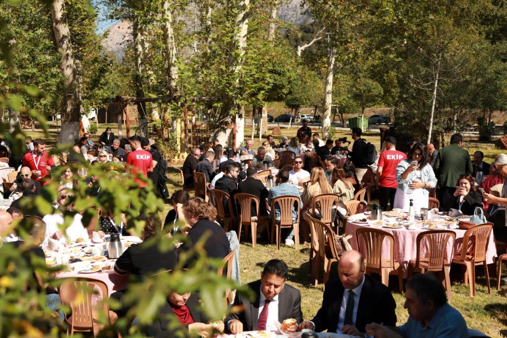 9.Uluslararası Adana Lezzet Festivali Belemedik’teki Kahvaltı ile Start Aldı