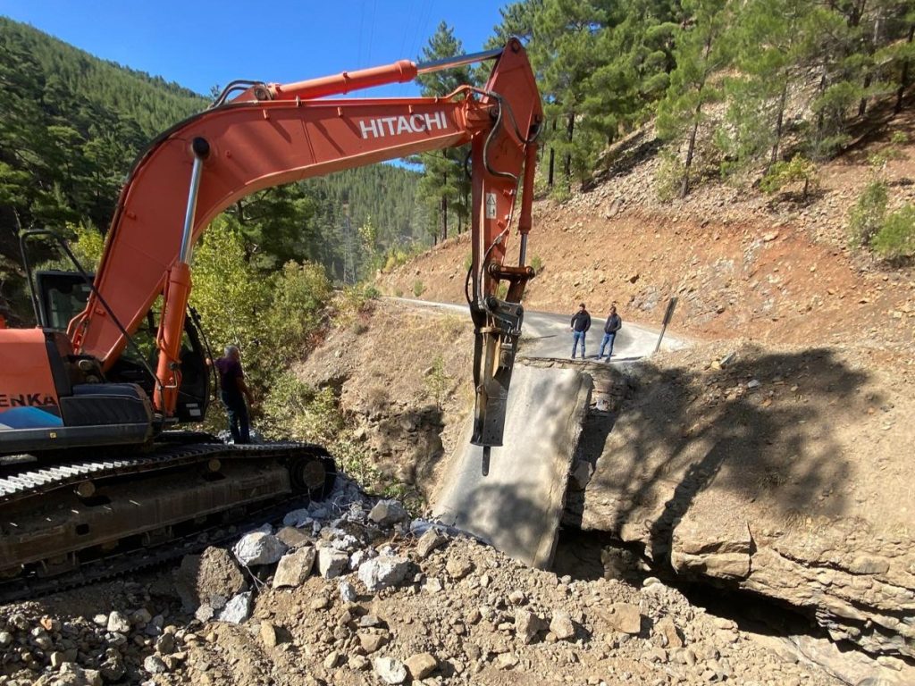 Çamlıbel’in Üçoluk Köprüsü Yeniden Yapılacak