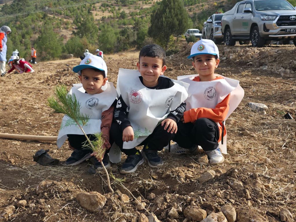 Fidanlar Geleceğe Nefes, Pozantı’ya Umut Olacak