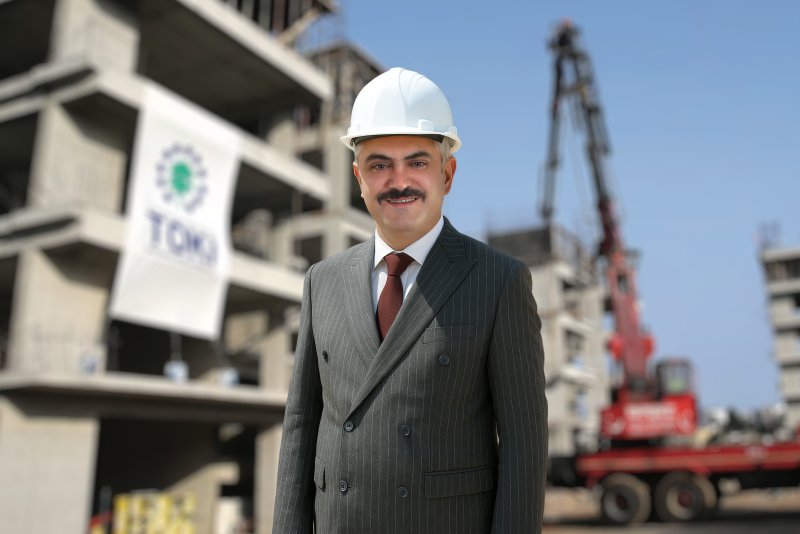 Başkan Avan’dan Pozantı’ya 2. ve 3. Etap TOKİ Müjdesi