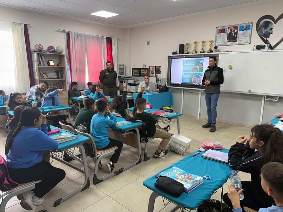 Pozantı’da Miniklere Doğa Bilinci Aşılandı