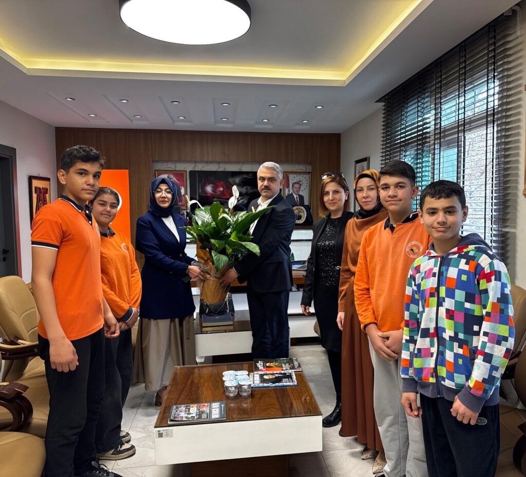 Şehit Sefa İzbudak Ortaokulundan Başkan Avan’a Teşekkür Ziyareti