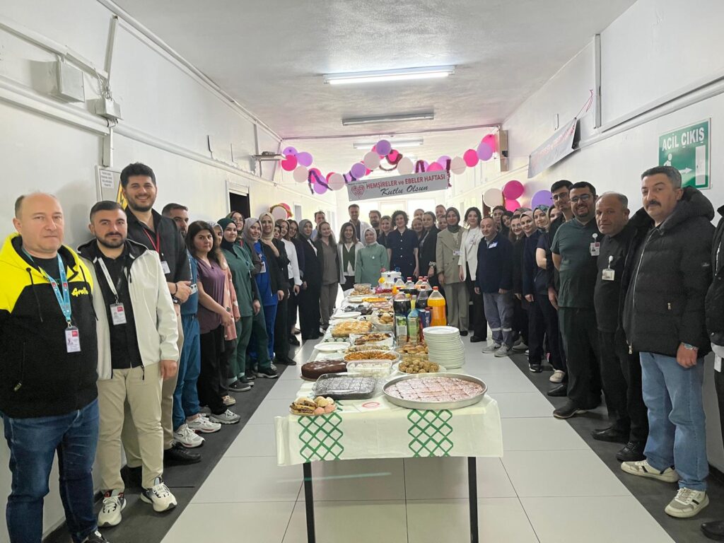 POZANTI’DA EBELER VE HEMŞİRELER HAFTASI KUTLANDI