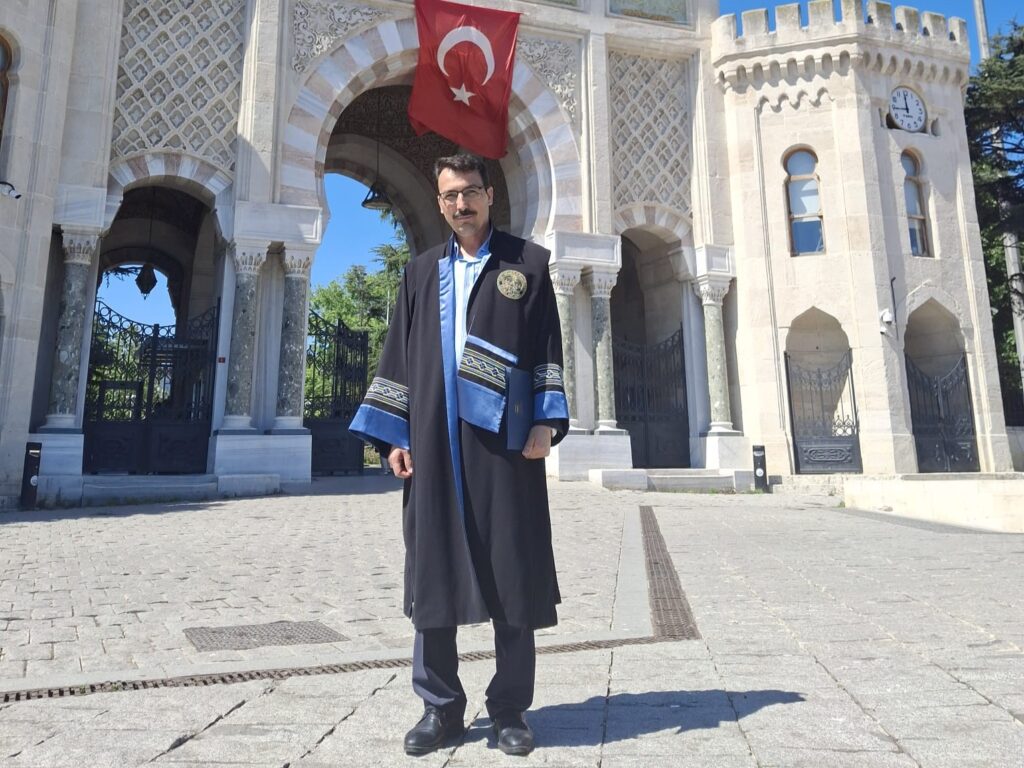 Burdur İl Müftüsü Ali Hayri Çelik Doktor Unvanı Aldı