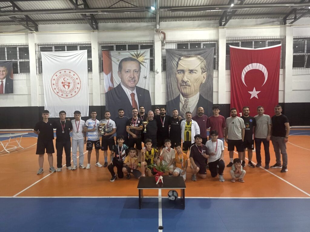 Pozantı’da İlk Kez Düzenlenen Ayak Tenisi Turnuvası Büyük İlgi Gördü
