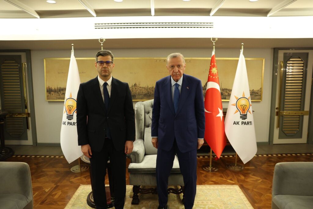 AK Parti Adana İl Başkanı Özkan Oldu