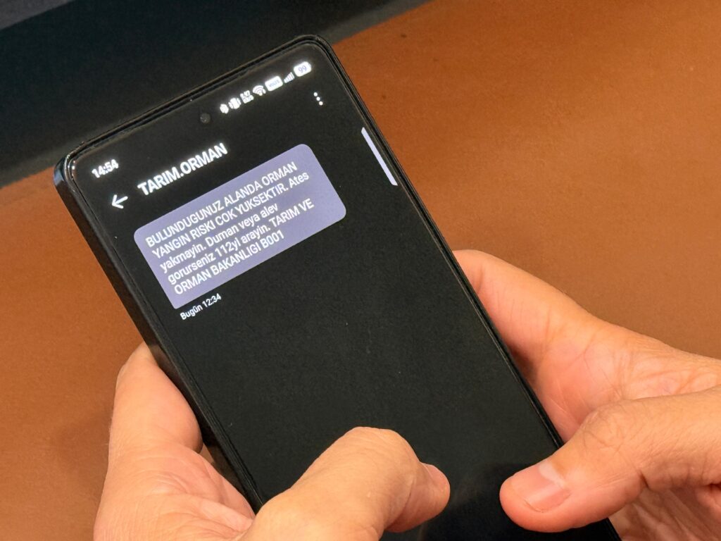Pozantı’da vatandaşların cep telefonlarına orman yangını uyarısı gönderildi