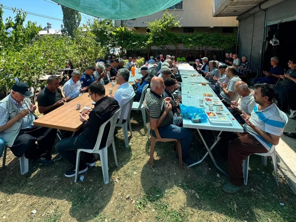 Pozantı’da Şehit Polisler İsa İpek ve Serdar Kazar Dualarla Anıldı