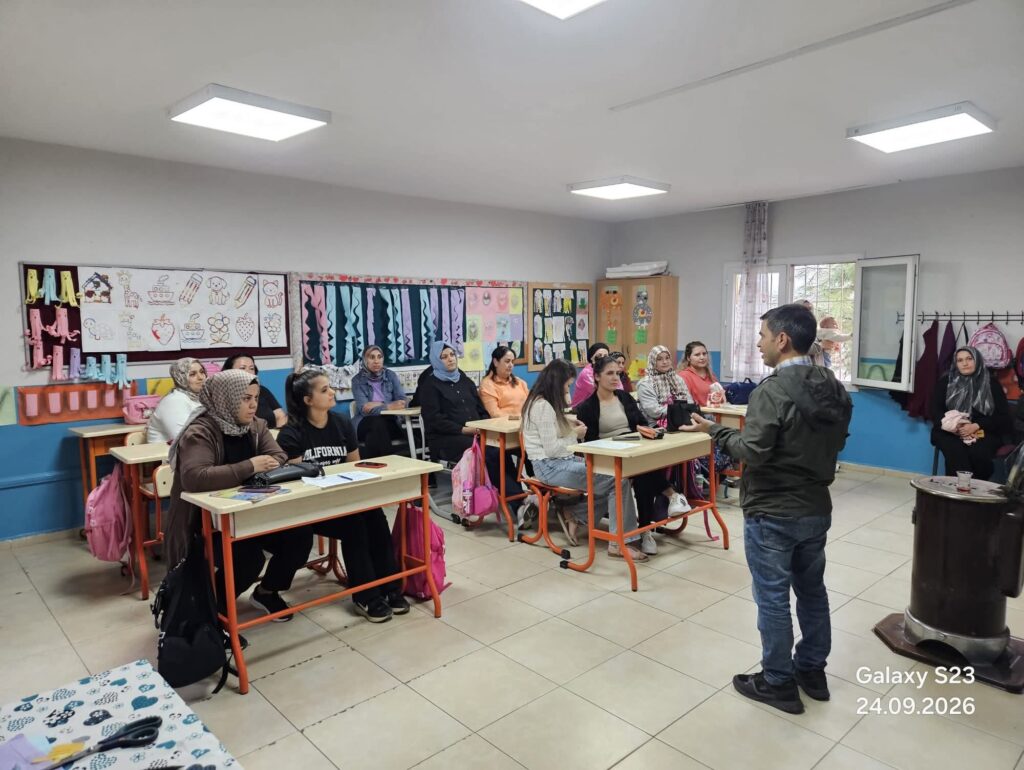 Gökbez Ahmet Oğuz Akal İlkokulunda Velilere Yönelik Rehberlik Semineri Düzenlendi