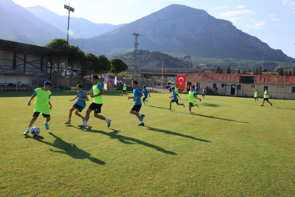 POZANTI BELEDİYESPOR’UN U12 VE U14’TE RAKİPLERİ BELLİ OLDU