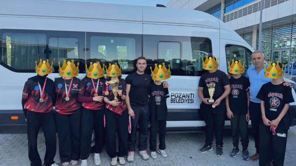 POZANTILI DARTÇILARDAN BÜYÜK BAŞARI